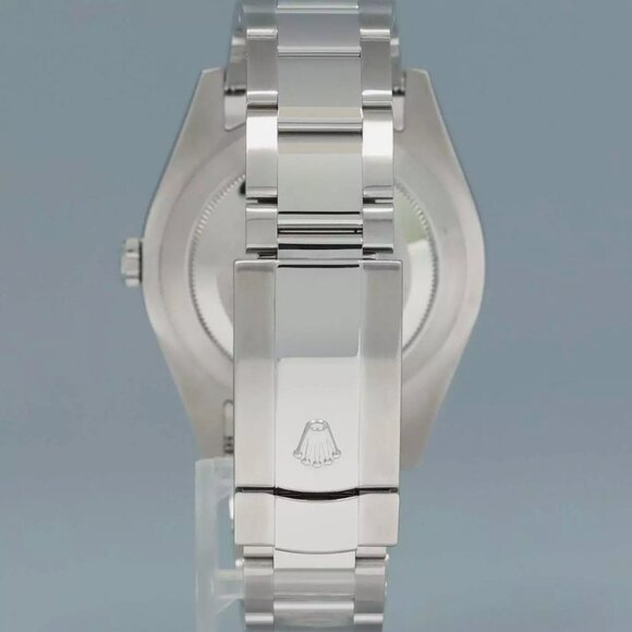 Rolex Men's 41mm Arabic Fluted Dial With Box and Hangtag - Picture 4 of 5